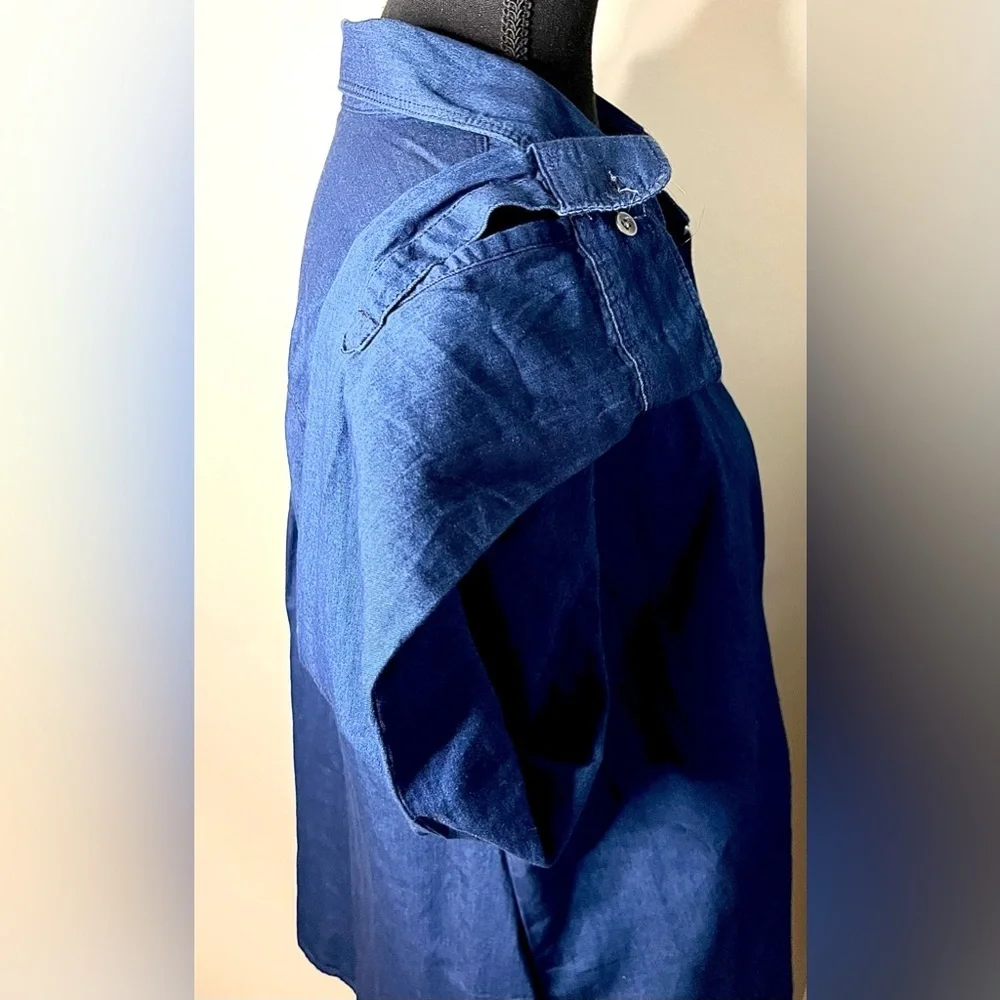 👖Old Navy Classic Denim Style Shirt, dark navy, metal button down, cuffs 💙 - Picture 6 of 9